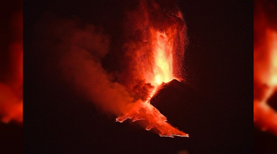 Etna Yanardağı yeniden faaliyete geçti