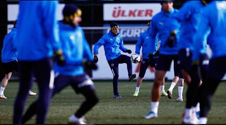 Fener Antalya�ya sorunlu gidiyor