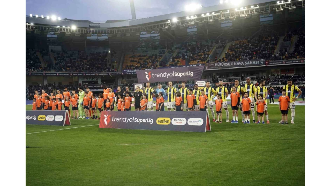 Fenerbahe, Baakehir'e konuk olacak