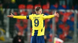 Fenerbahçe Prag'dan zaferle döndü