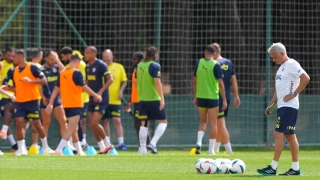 Fenerbahçe taraftarı önünde moral arıyor