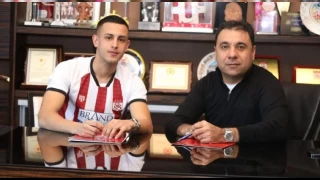 Fenerbahçe'de bir ayrılık daha