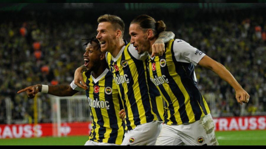 Fenerbahçe'nin tek rakibi kendisi