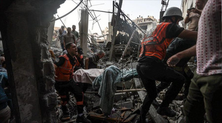 Filistin Sivil Savunma Müdürlüğü: Gazze'de 1000'den fazla kişi enkaz altında