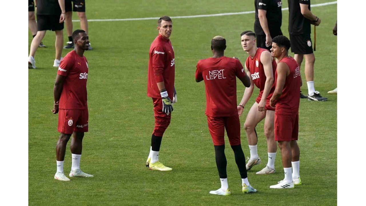 Galatasaray, Ba�ak�ehir ma�� haz�rl�klar�na ba�lad�