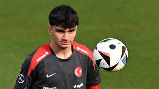 Galatasaray Can Uzun i�in gaza bast�