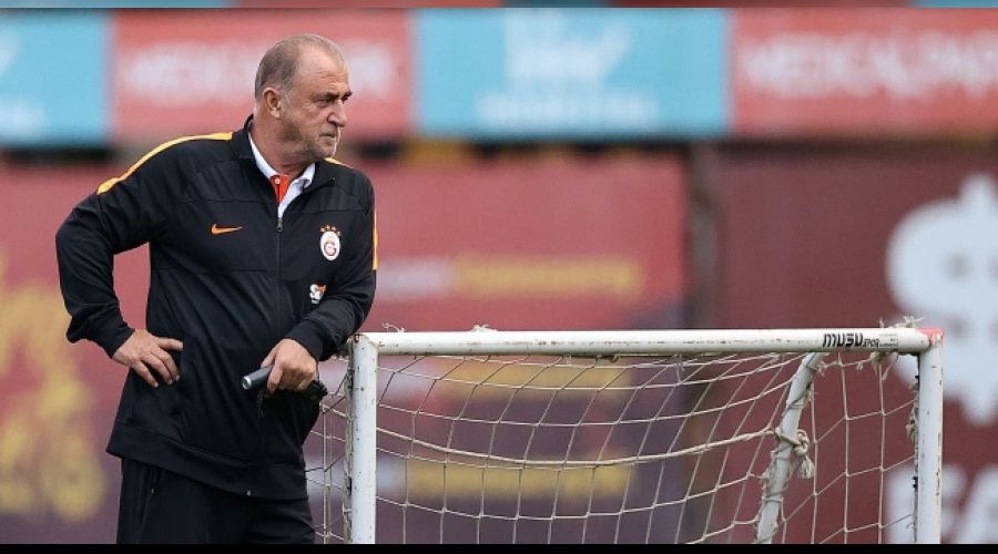 Galatasaray Terim'e te�ekk�r  etti