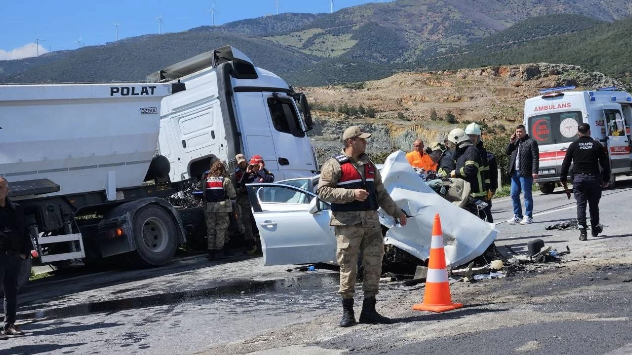 Gaziantep'te feci kaza: 2 ölü, 2 yaralı