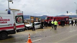 Gaziantep'te t�r ile otomobil �arp��t�