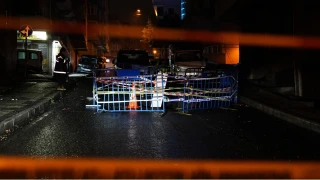 Gaziosmanpa�a'da sa�anak sonras� yolda ��kme meydana geldi