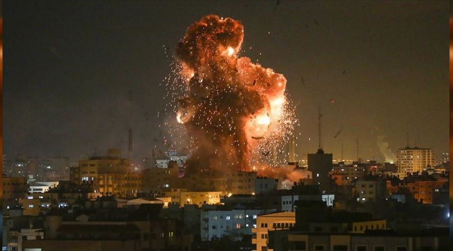Gazze yeni yıla İsrail bombalarıyla girdi