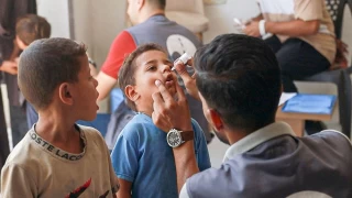 Gazze'de dün 160 binin üzerinde çocuğa çocuk felci aşısı yapıldı