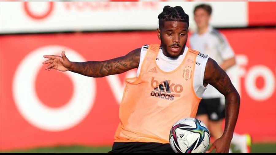 "Ge�en sezon tak�m halinde hatalar yapt�k"