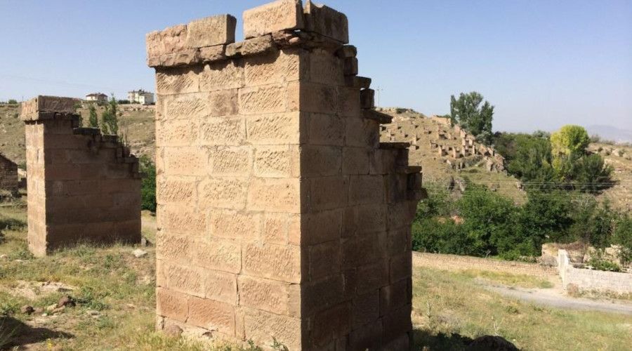 Gesi’nin tarihi güvercinlikleri gün yüzüne çıkacak