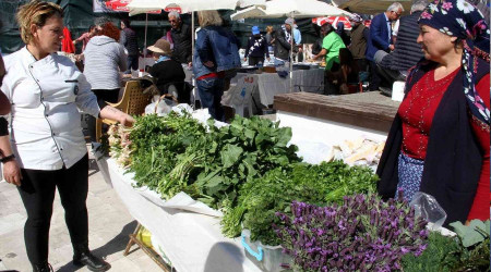 Göcek'te ot yemekleri festivaline ilgi yoğun oldu