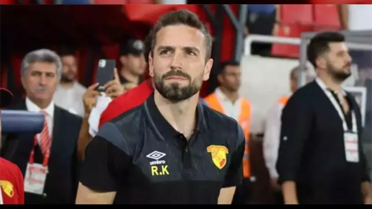 G�ztepe hocas�yla yollar�n� ay�rd� 