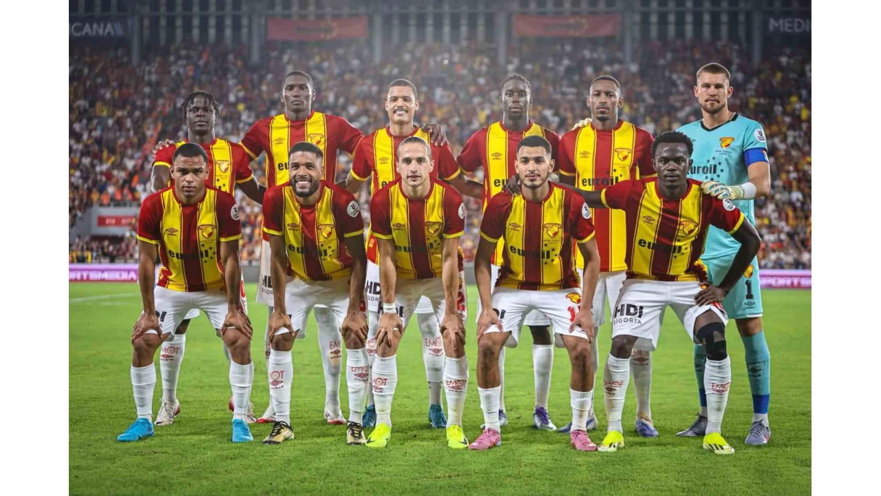 Göztepe, ligde kaybetmeyen üç takımdan birisi