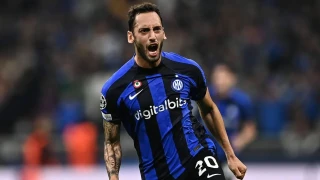 Hakan Çalhanoğlu sonunda transfer kararını verdi