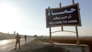 Hama'ya hakim olan silahlı gruplar Humus'ta ilerliyor
