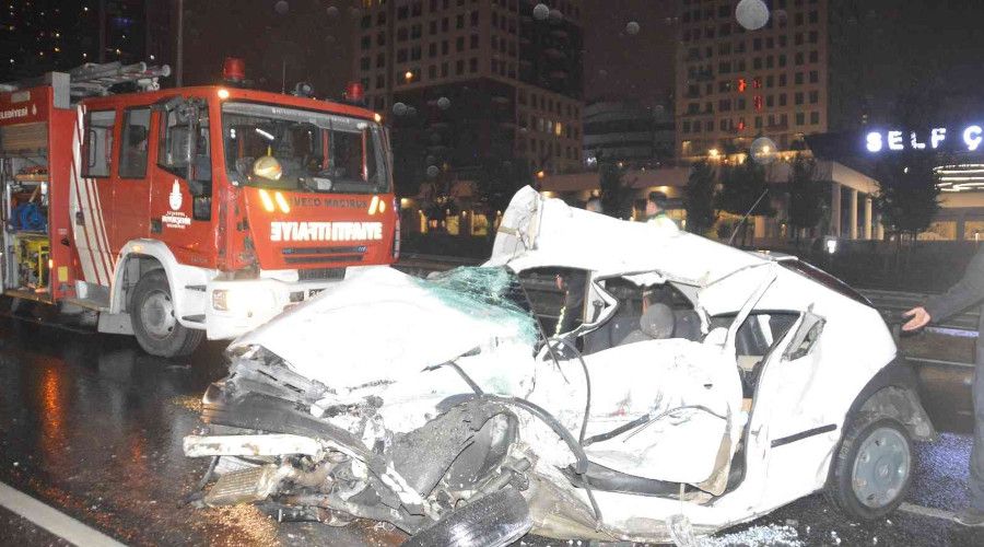 Haramidere bağlantı yolunda feci kaza