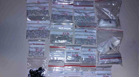 Havalimanında kaçak pırlanta operasyonu