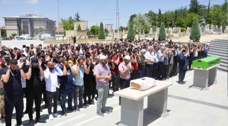 Hayatını kaybeden 8 aylık bebeğe en acı veda