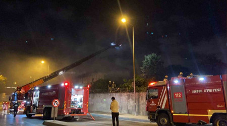 Hipodrom önündeki yangında kundakçı şüphesi
