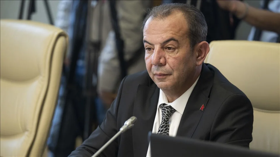 ��i�leri Bakanl���, Tanju �zcan g�revden uzakla�t�rd�