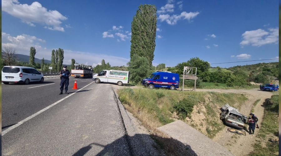 �ki karde� kazada hayat�n� kaybetti