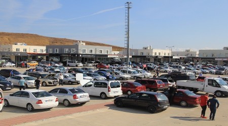 İkinci el oto fiyatlarını soran kaçıyor