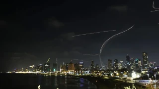 �ran'dan �srail'e 3 dalgal�k f�ze sald�r�s�