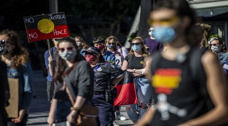 Irkçılık illeti sadece ABD'de değilmiş