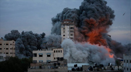 İsrail Gazze'de katliam yapıyor: 78'i çocuk 413 kişi öldü