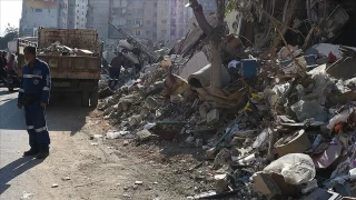 İsrail ordusu, Lübnan'ın güneyinde bir beldenin belediye başkanının evini hedef aldı