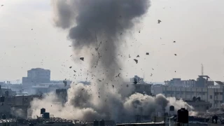 İsrail uçakları Han Yunus kentine şiddetli hava saldırısı düzenledi