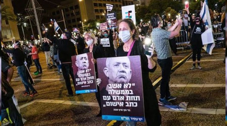 srail'de Netanyahu kartlar sokakta