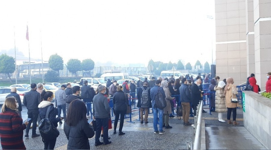 �stanbul Adliyesi'nde HES kodu kuyru�u