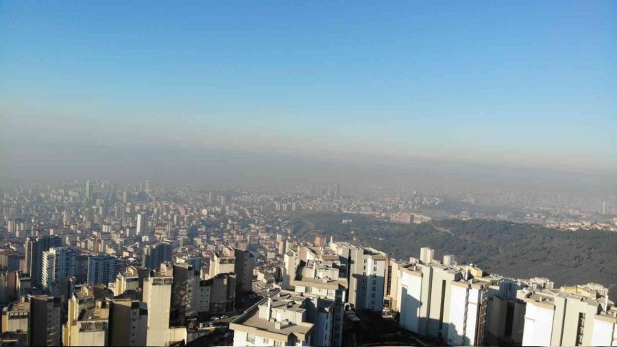 İstanbul Anadolu Yakası sise büründü