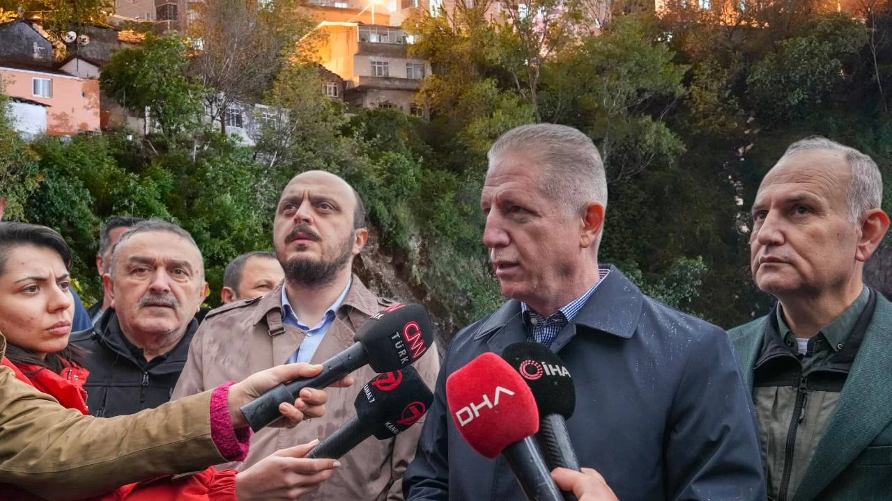İstanbul Valisi Gül: Kiracıları kiracı olarak, ev sahiplerini ev sahibi olarak kalıcı bir şekilde evlerine çıkartacağız