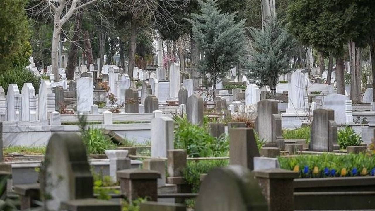 İstanbul'da mezarlık ücretleri yeniden belirlendi