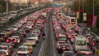 İstanbul'da trafik yoğunluğu yüzde 83'e ulaştı