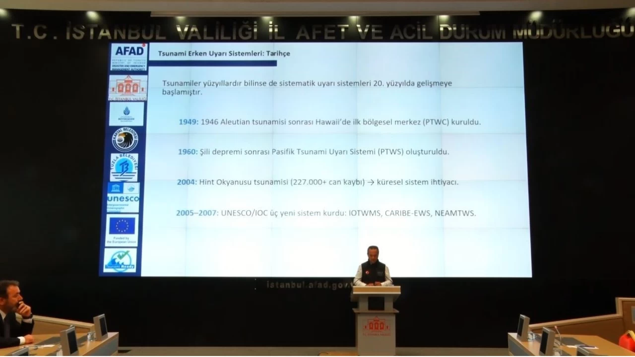 İstanbul'da tsunami erken uyarı ve tahliye planlama toplantısı yapıldı