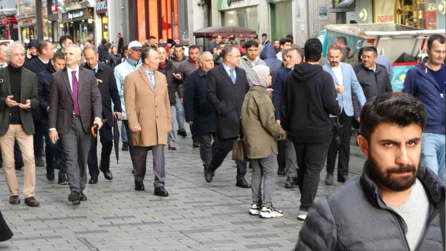 İstiklal Caddesi'ndeki dükkanlar denetlendi