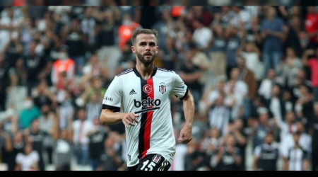 İtalyan devi Pjanic için bilgi aldı