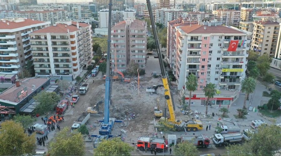 İzmir'de arama-kurtarma çalışmaları tamamlandı