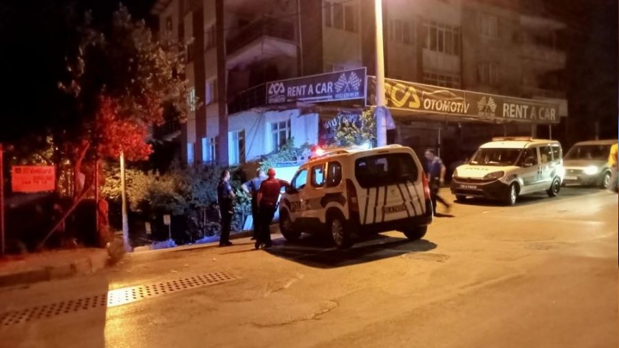 �zmir'de e�ini �ld�ren zanl� tutukland�