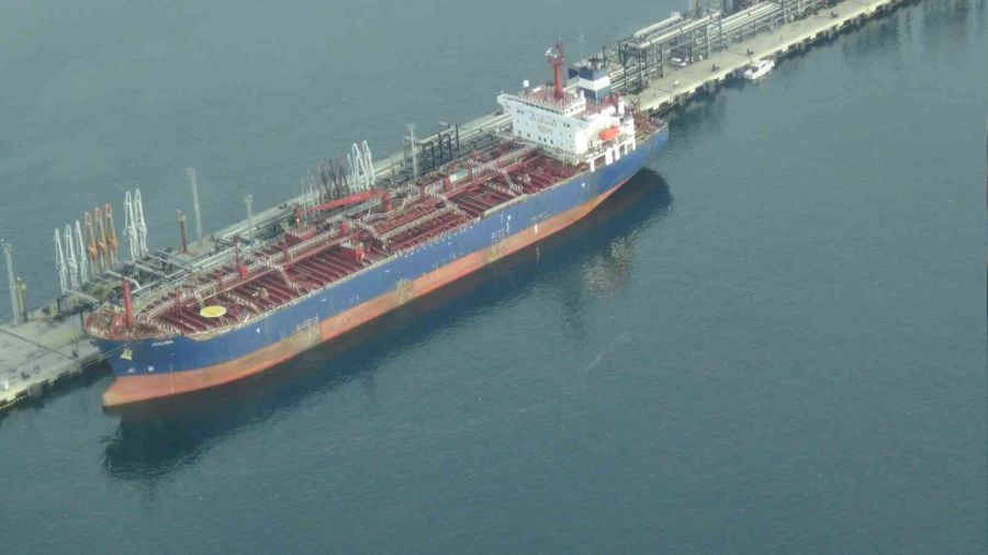 İzmit Körfezi'ni kirleten gemiye rekor ceza