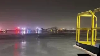 Jet, iniş sırasında hizmet aracıyla çarpıştı: 2 ölü