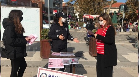 Kadınlara KADES uygulaması tanıtıldı