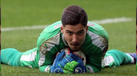 Kaleci Altay'dan transfer açıklaması